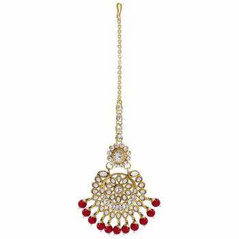 Traditional Kundan Pearl Earrings & Maang Tikka For Women  4