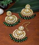 Gold Plated Traditional Kundan Pearl Earrings & Maang Tikka For Women 