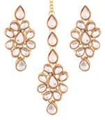 Gold Plated Kundan Earring Set With Maang Tikka For Women (Te2423W)