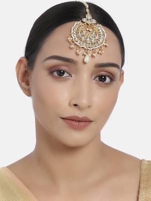 Traditional Kundan & Pearl Maang Tikka For Women  1