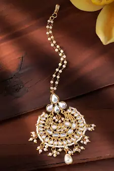 Traditional Kundan & Pearl Maang Tikka For Women 