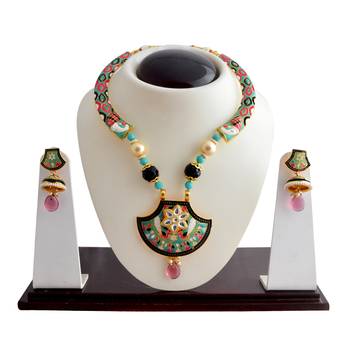 Multicolor Necklaces 1