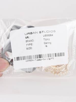 Gold earrings 5