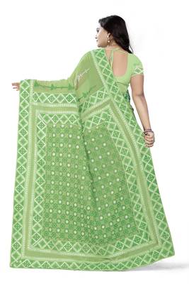Green Embroidered Georgette Saree With Blouse 4