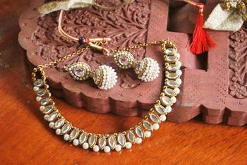 kundan choker necklace set with earrings 1