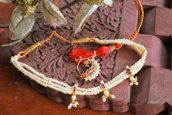 White pearl Maharastrian choker necklace with nath nose ring 1