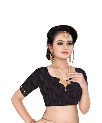 black plain silk blend saree with blouse 4