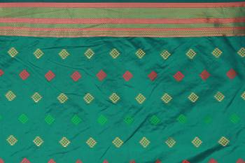 Green printed art silk saree with blouse 5