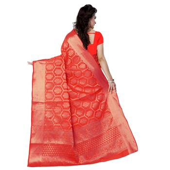 Red printed jacquard saree with blouse 3