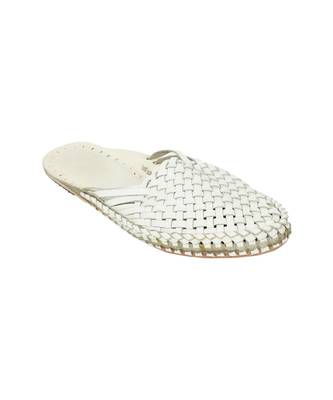 White Women shoe 2