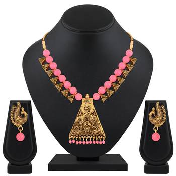 Filigree Design Gold Plated Pink Beads Princess Style Necklace Set For Women 2