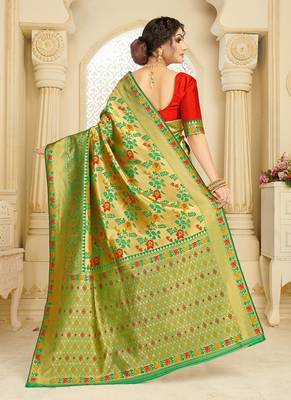   light green woven silk blend saree with blouse 3