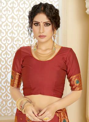 Crimson woven silk blend saree with blouse 4