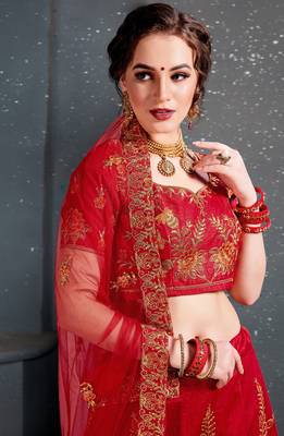 Tempting Red Thread Dori Zari And Embroidered With Diamond Work Taffeta Silk Lehenga Choli For Wedding 4