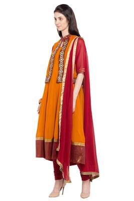 Magenta Embroidered Georgette Salwar 2