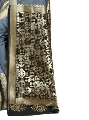 Grey Embroidered Banarasi Saree With Blouse 4