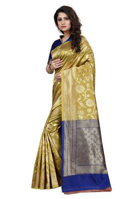 Beige Embroidered Banarasi Saree With Blouse 2