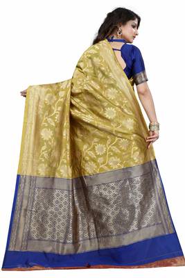 Beige Embroidered Banarasi Saree With Blouse 3