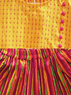 Yellow printed cotton kids-tops 4