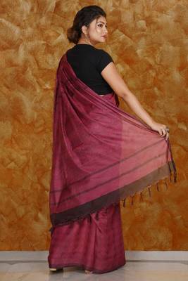 Magenta Kora Silk Saree With Woven Design 2