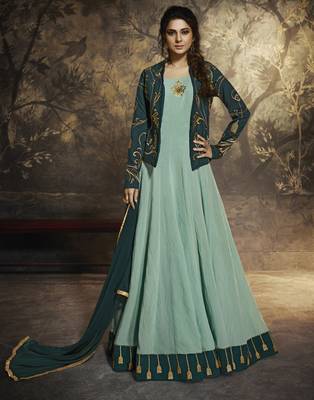 Green embroidered silk blend salwar 1