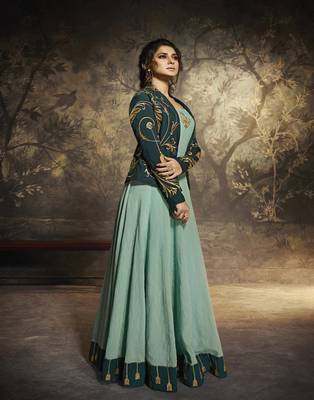 Green embroidered silk blend salwar 3