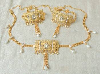 Lalso Adjustable White Gold Plated Kundan 1pc Kamarband Waistbelt 2pc Bajuband Armlet Combo Jewelry - LBKC11_WT 1