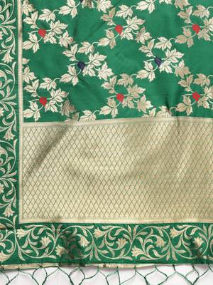 Sutram Women's Banarasi Green Silk Dupatta 2