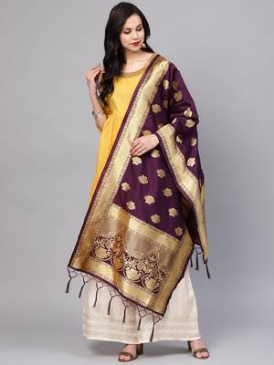 Sutram Women's Banarasi Pink Silk Dupatta 1