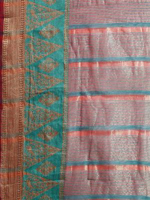 Kimisha Women's Pink Jacquard Cotton Silk Saree With Designer Pallu 4