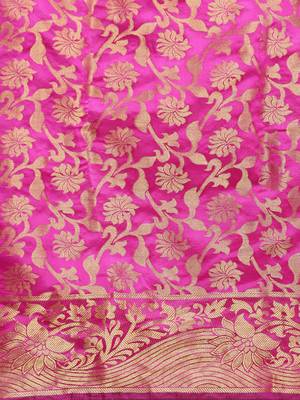 Kimisha Women's Pink Jacquard Banarasi Silk Saree With Rich Pallu 4