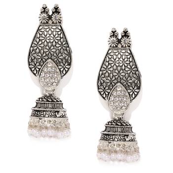Silver diamond earrings 2