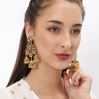 Yellow pearl earrings 2
