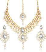 Gold diamond necklaces