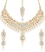 Gold diamond necklaces