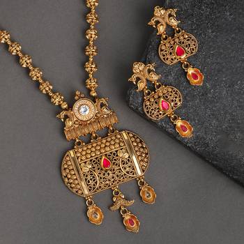 Yellow diamond necklace-sets 1