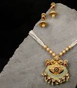 Green pearl necklace-sets