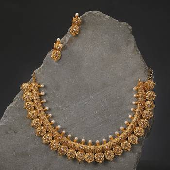 Yellow pearl necklace-sets 1