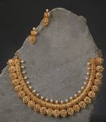 Yellow pearl necklace-sets