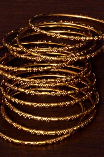 Gold Plated Set of 12 Designer Bangles BD385