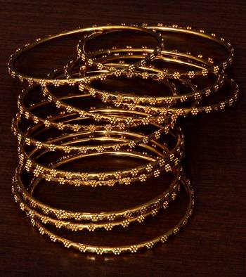 Gold Plated Set of 12 Designer Bangles BD386 1