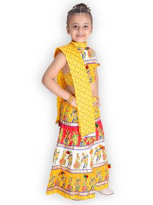 yellow embroidered mirror work navratri traditional lehenga choli 2