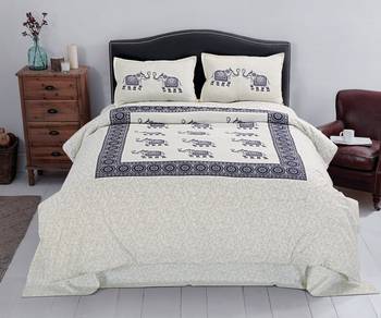 multicolor Heavy Designer KING SIZE Bedsheet With 2 Pillow Covers (108*100) 1