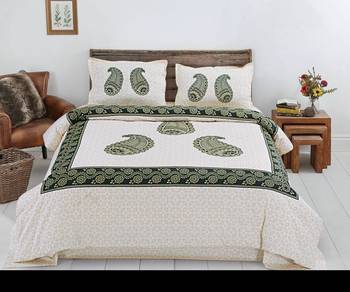 multicolor Heavy Designer KING SIZE Bedsheet With 2 Pillow Covers (108*100) 1