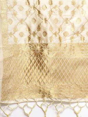 Sutram Women's Banarasi Beige Silk Dupatta 2