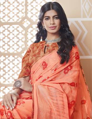Peach Printed Chiffon Saree With Blouse 2
