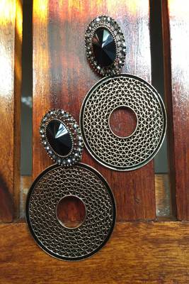 Black crystal earrings 1