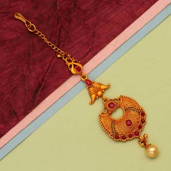 Maroon maang-tikka 1