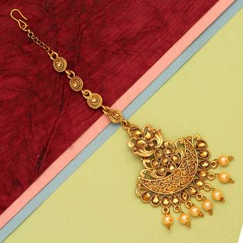 Gold Maang Tikka 1