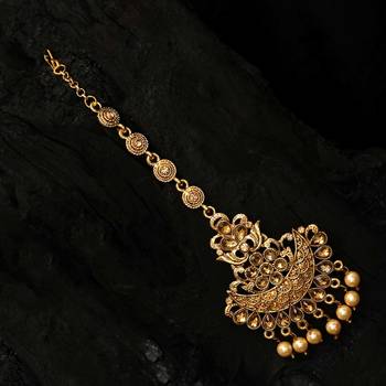 Gold Maang Tikka 2